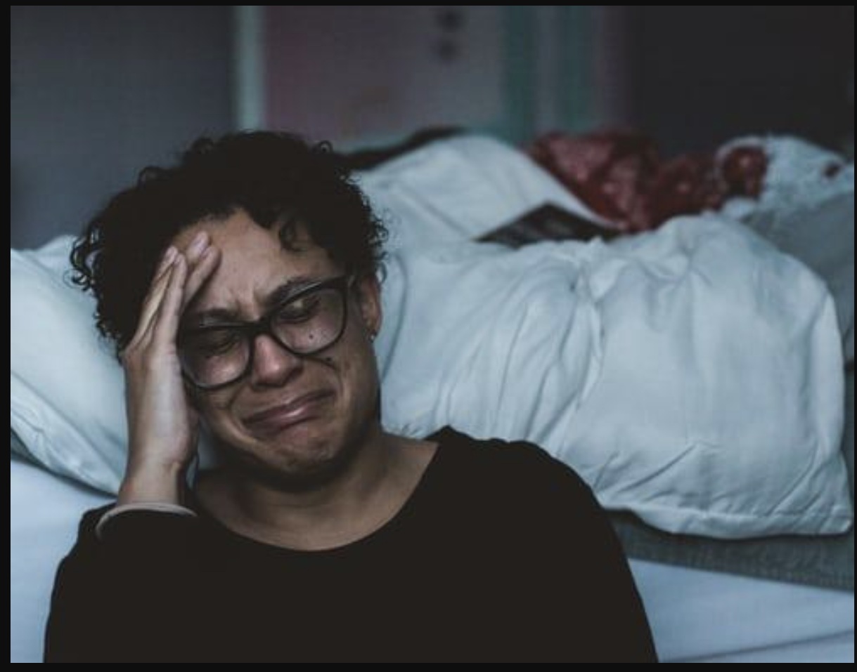 SAD BLACK WOMAN
